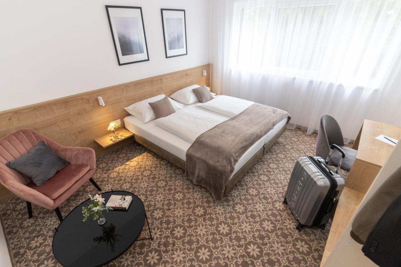 Haidinger'S Boutique Domizil Oftering Exteriör bild